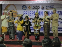 Program Kelas Eksekutif Nomor 8