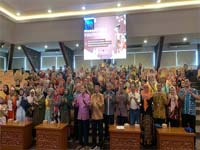 Program Kelas Eksekutif Nomor 8